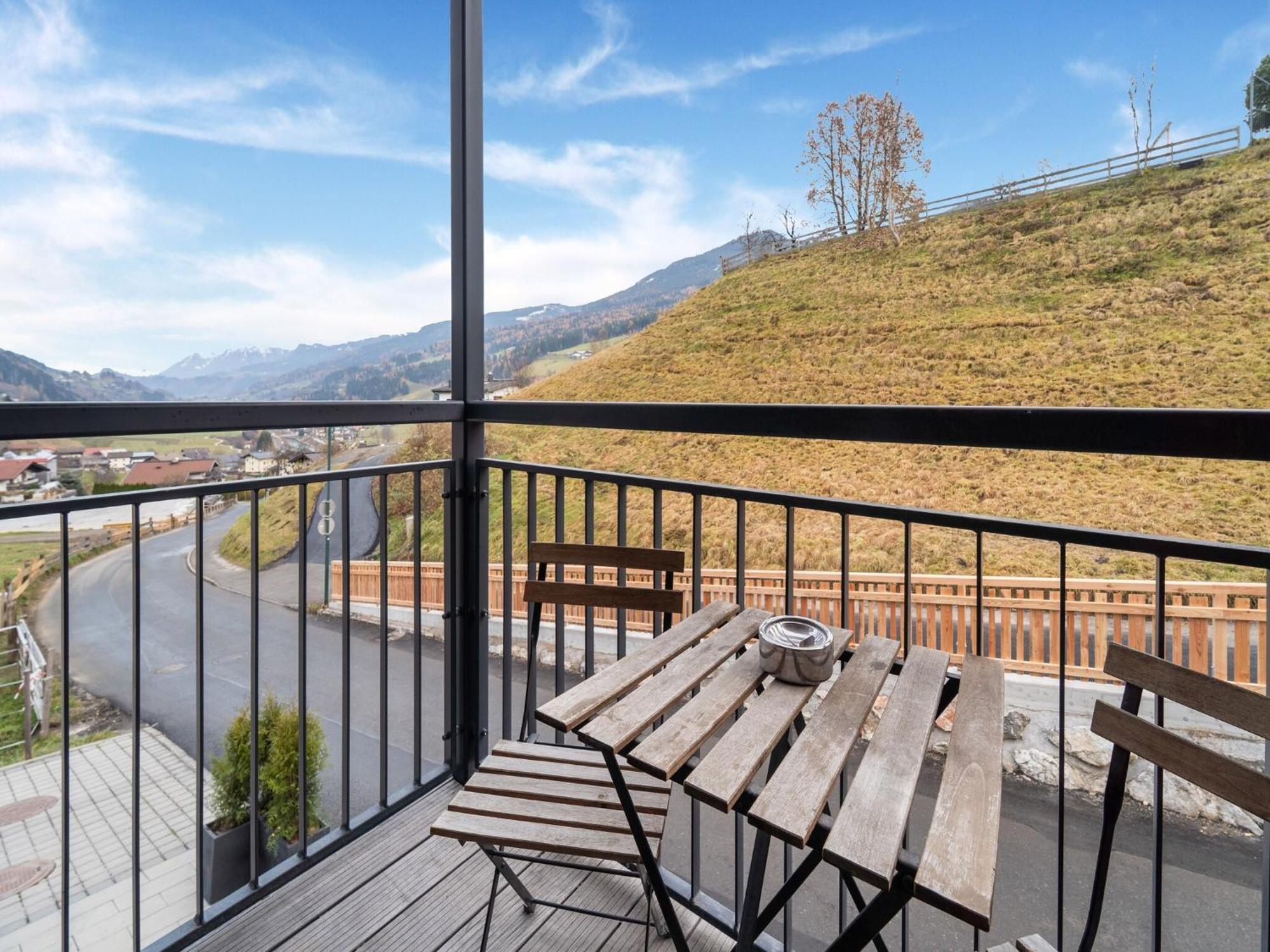 Large Apartment In Sankt Georgen With Balcony Fürstau Dış mekan fotoğraf